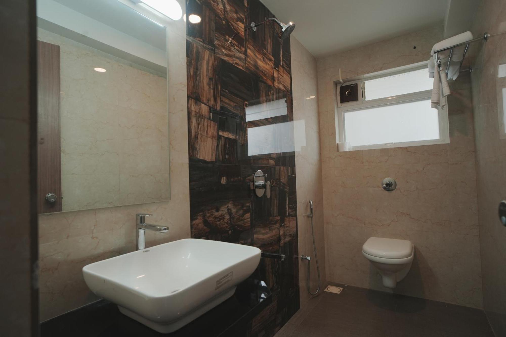 Hotel Oberon Szolápur Kültér fotó